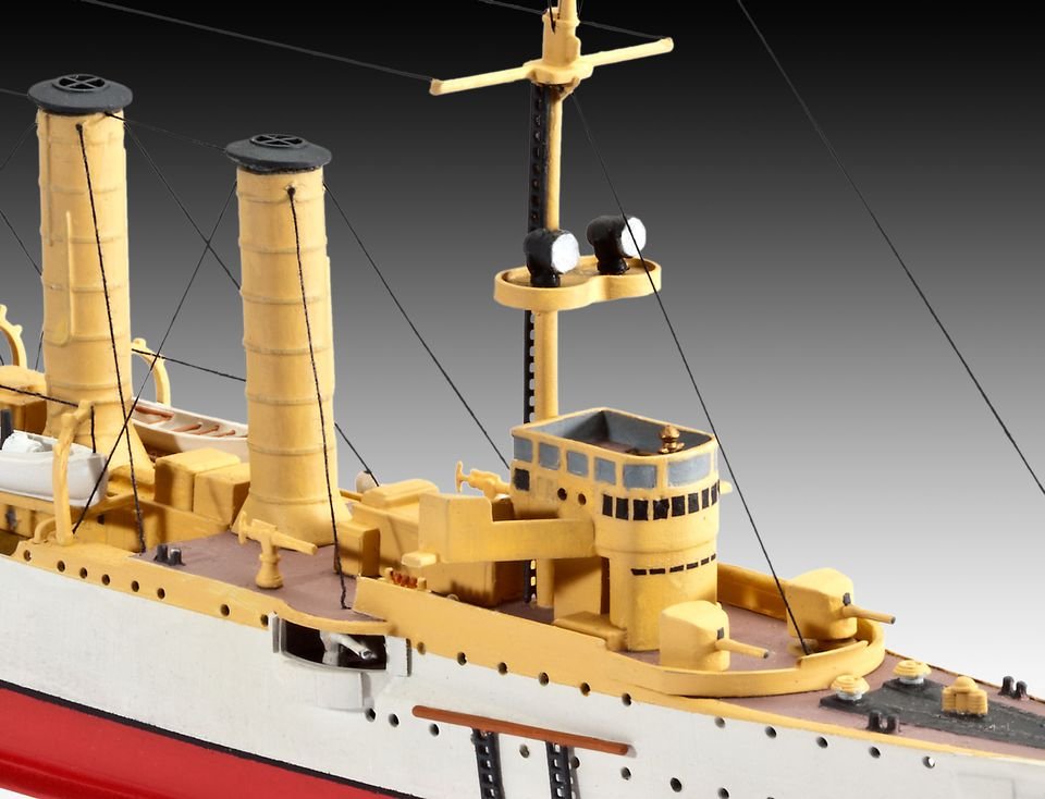Набор моделей Revell Немецкие крейсеры Дрезден и Эмден 1:350