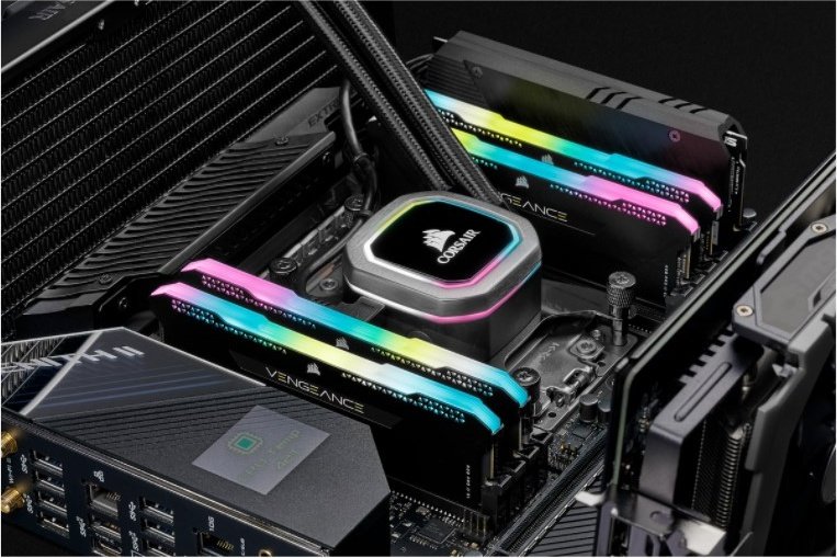 Модуль памяти Corsair DDR4 32GB 2x16GB 3600MHz Vengeance RGB Pro